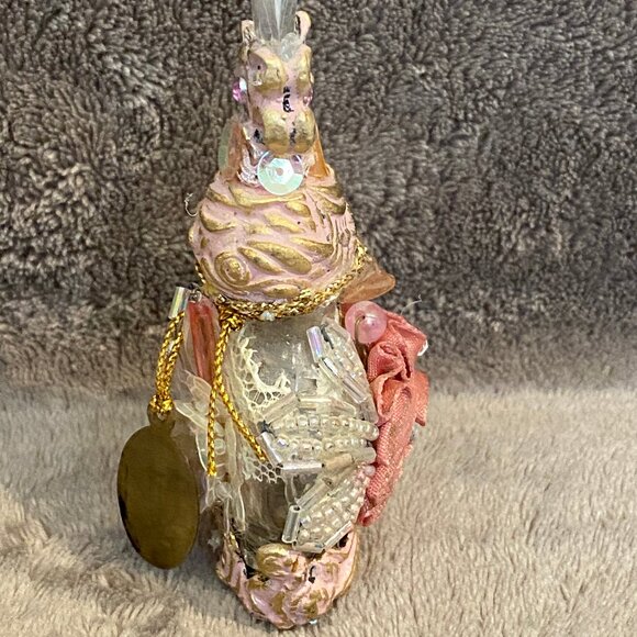 Katherine's Collection Vintage Victorian Bottle Decor Glass Beads Silk Metal - Picture 4 of 8